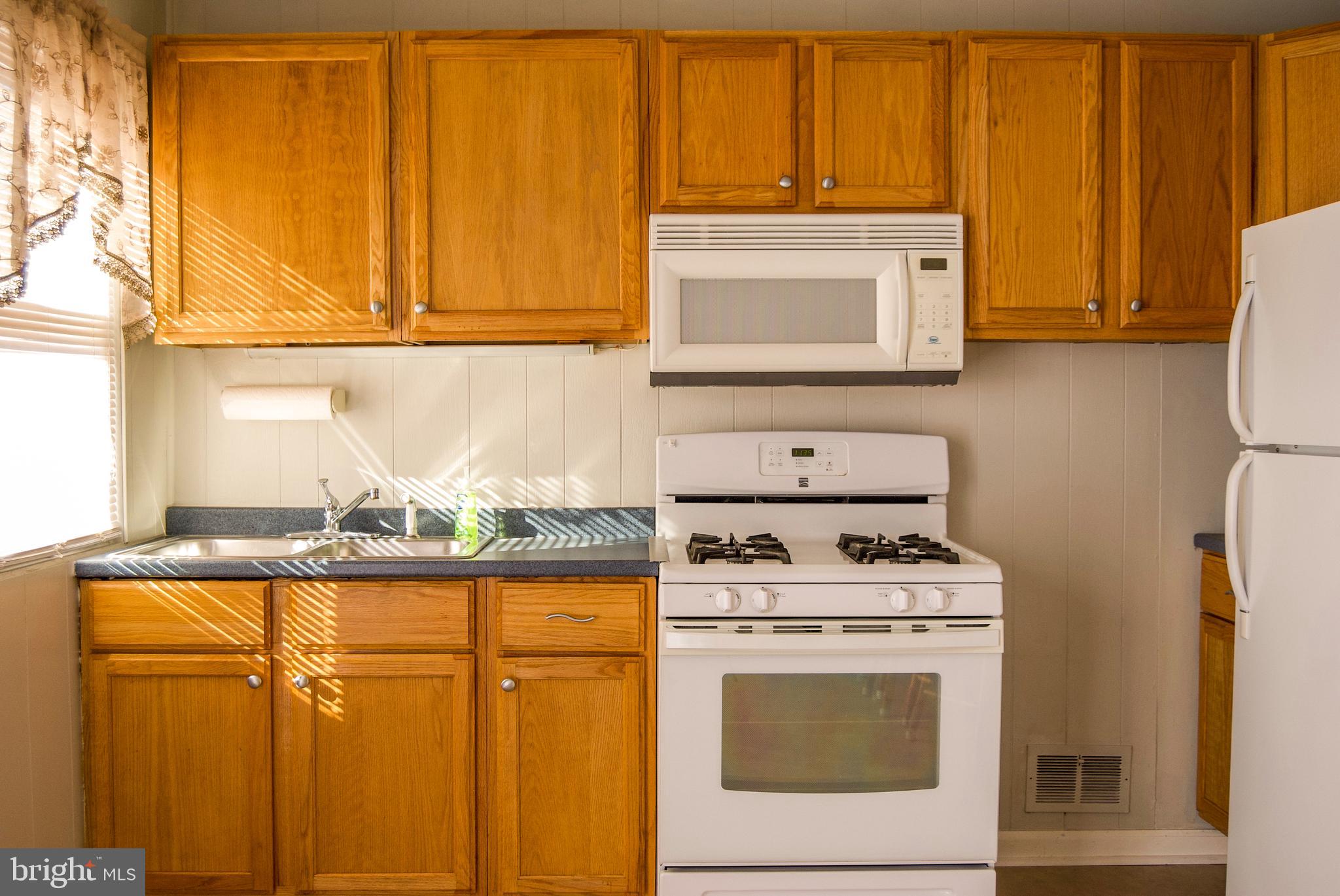 8009 Gray Haven Road Baltimore, MD 21222 - Photo 5 of 22 Gallery Image 5