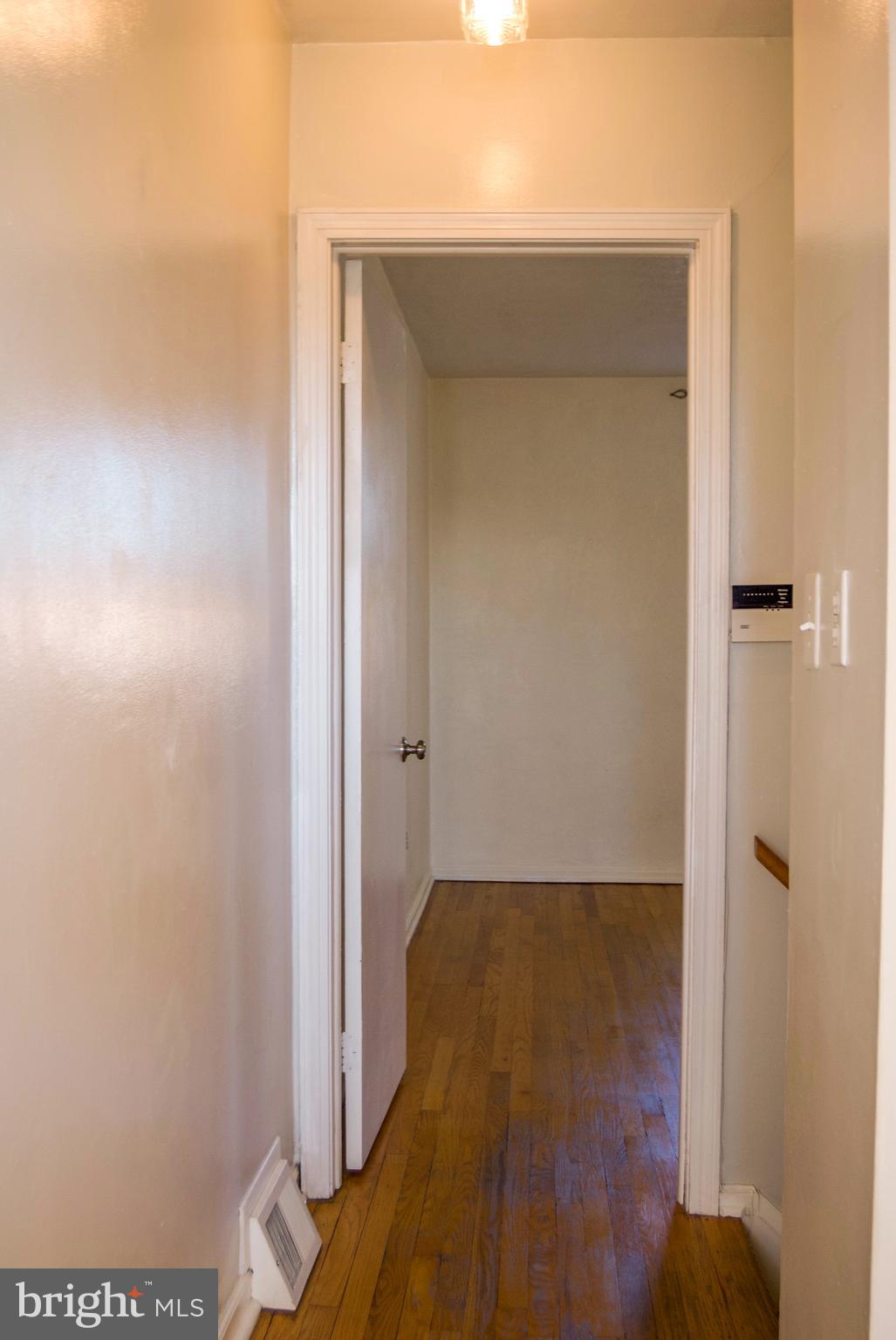 8009 Gray Haven Road Baltimore, MD 21222 - Photo 10 of 22 Gallery Image 10