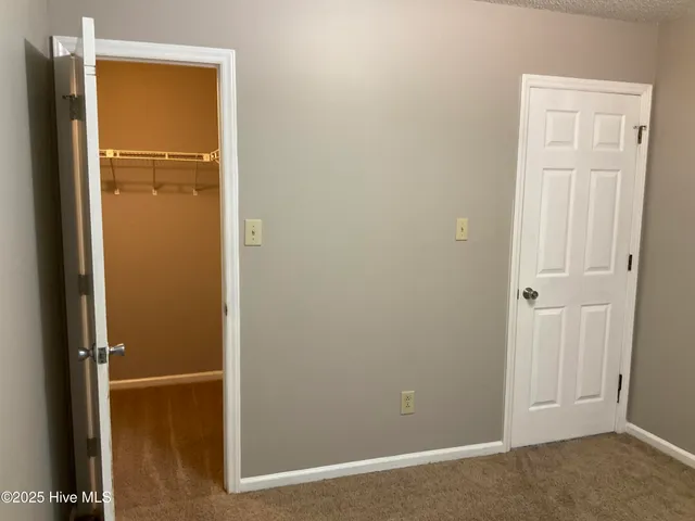 $975 | 132 Marlene Drive, Jacksonville, NC 28546