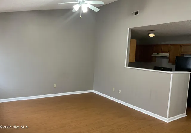 $975 | 132 Marlene Drive, Jacksonville, NC 28546