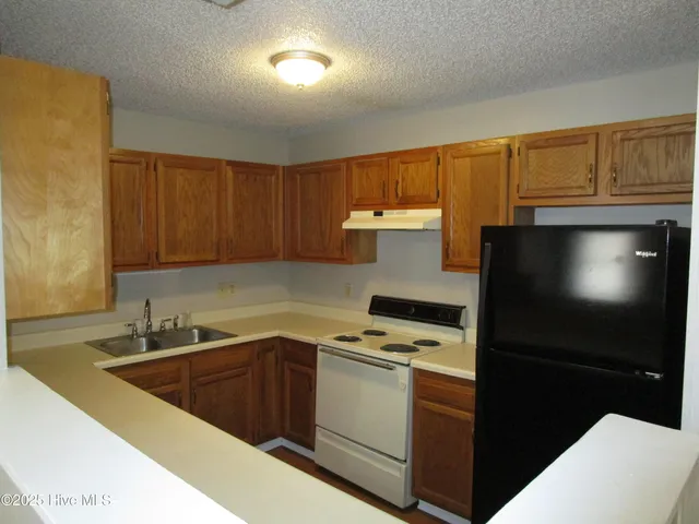 $975 | 132 Marlene Drive, Jacksonville, NC 28546