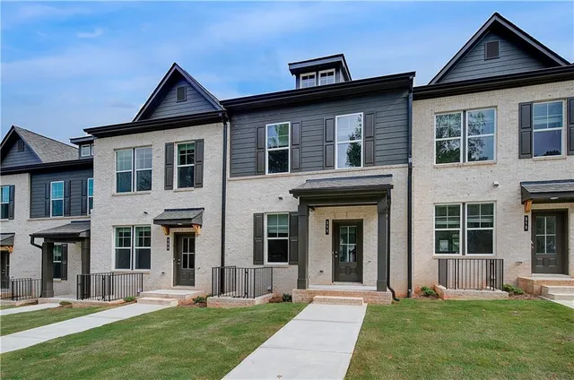 $359,993 | 311 Daybreak Lane, Newnan, GA 30265