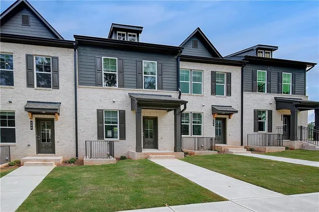 $359,993 | 311 Daybreak Lane, Newnan, GA 30265