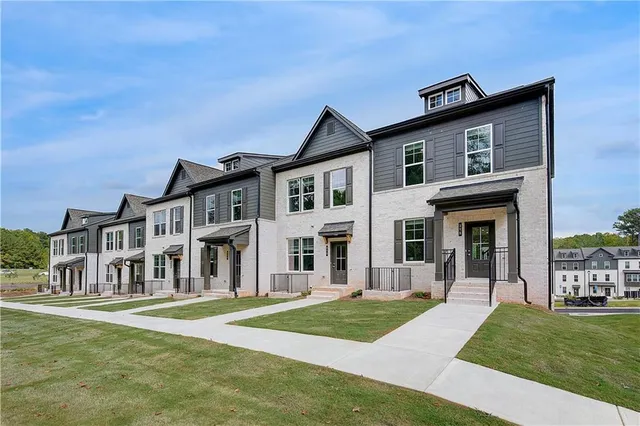 $359,993 | 311 Daybreak Lane, Newnan, GA 30265