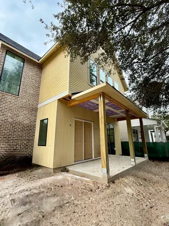 $2,599,900 | 1002 East 6 1/2 Street, Houston, TX 77009