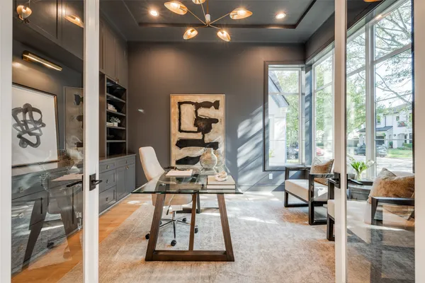 $2,599,900 | 1002 East 6 1/2 Street, Houston, TX 77009