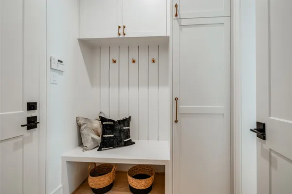 $2,599,900 | 1002 East 6 1/2 Street, Houston, TX 77009