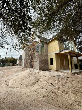 $2,599,900 | 1002 East 6 1/2 Street, Houston, TX 77009