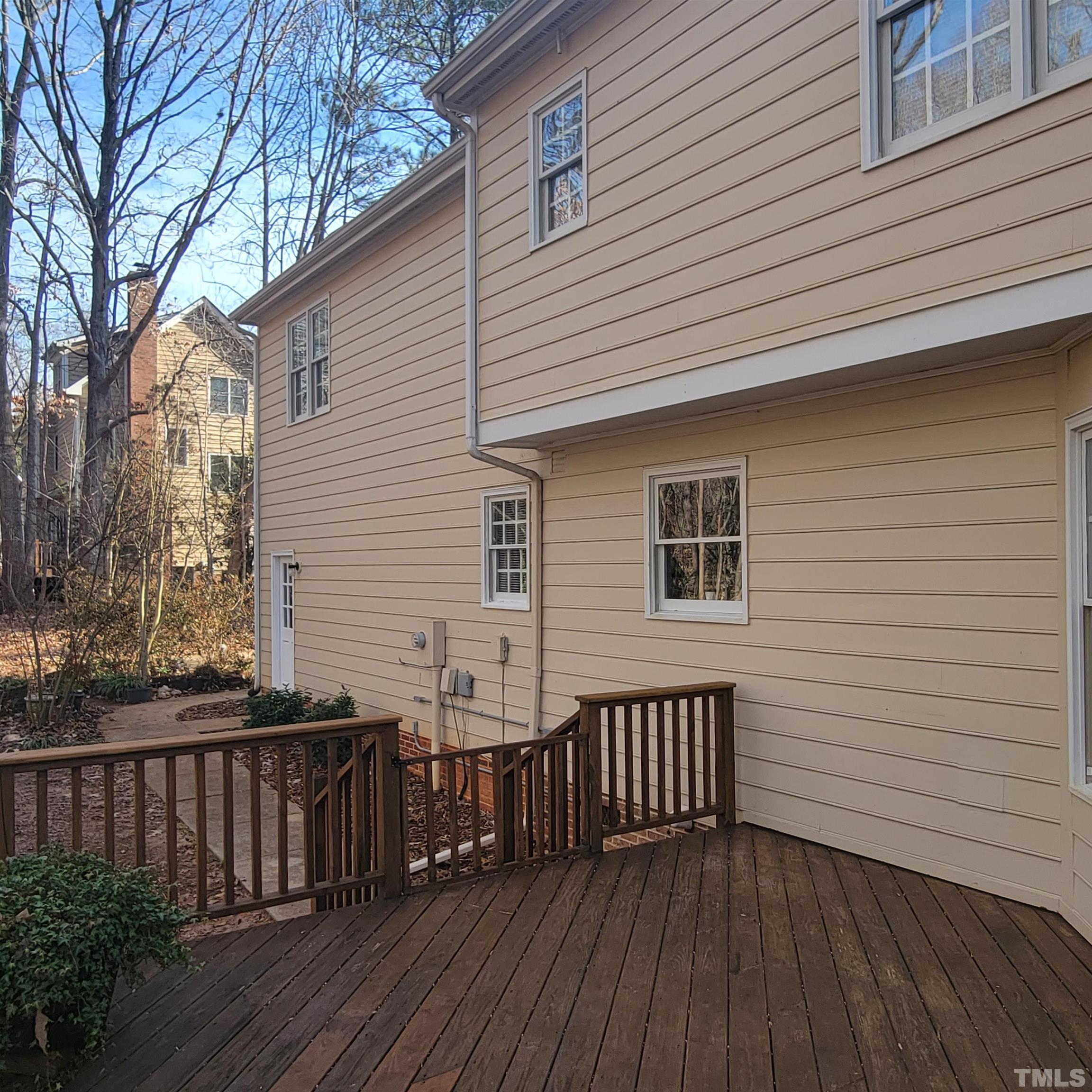 11817 Pembridge Lane Raleigh, NC 27613 - Photo 34 of 40 a view of a wooden deck