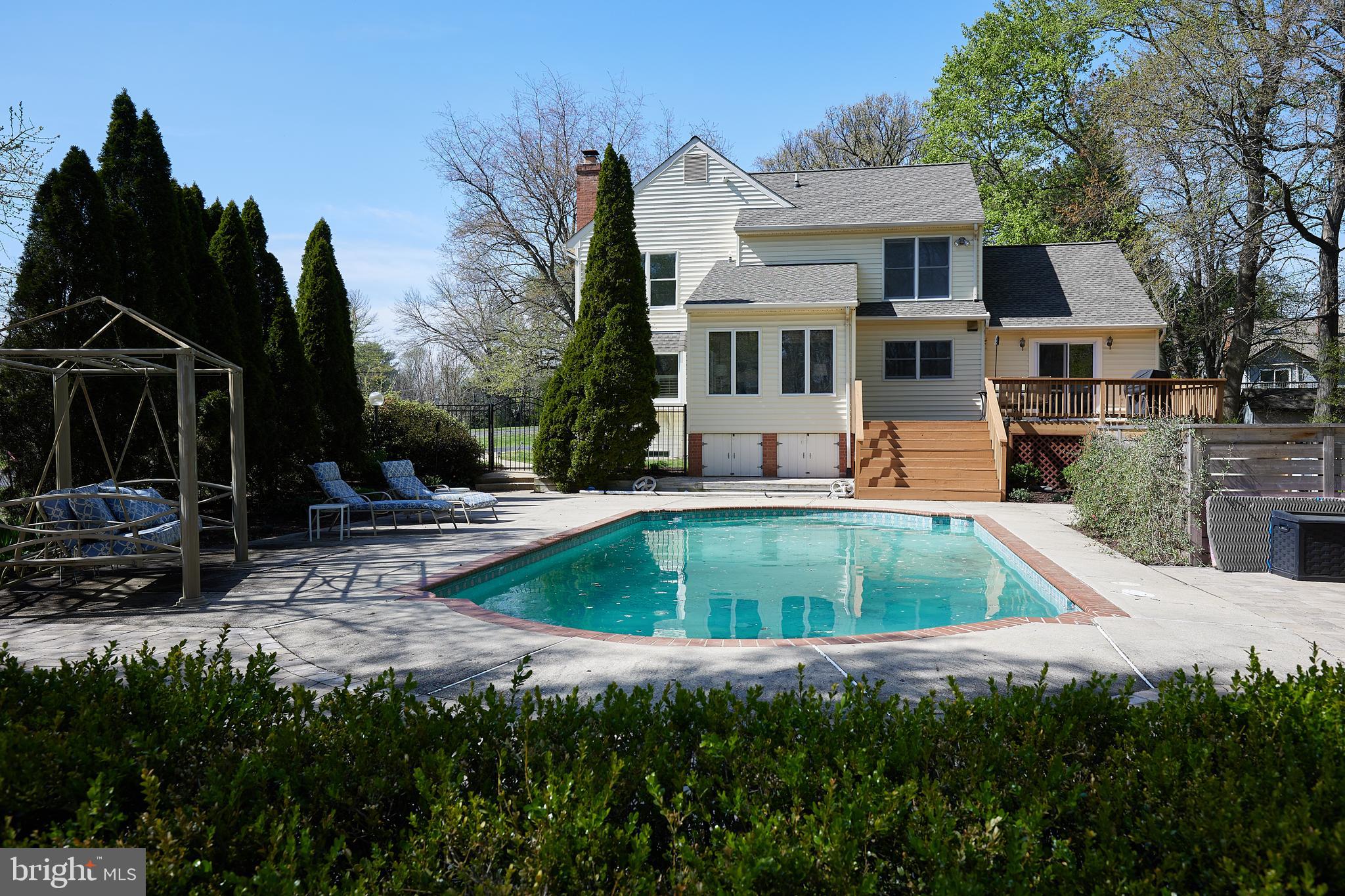 13324 Darnestown Road Gaithersburg, MD 20878 - Photo 37 of 42 Gallery Image 37