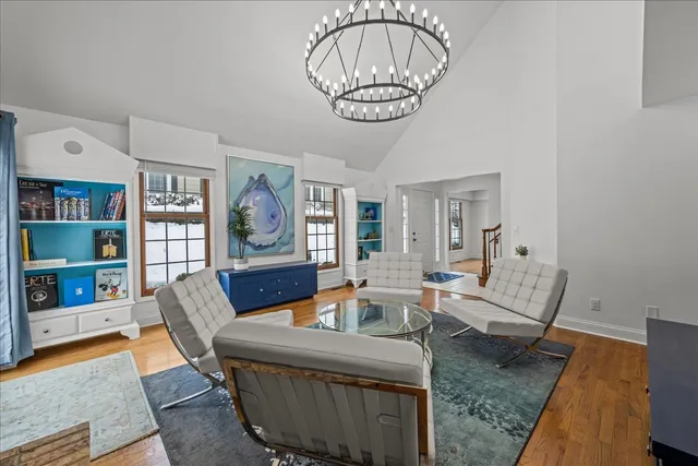 $434,900 | 231 Sedgewick Circle, St. Charles, IL 60174