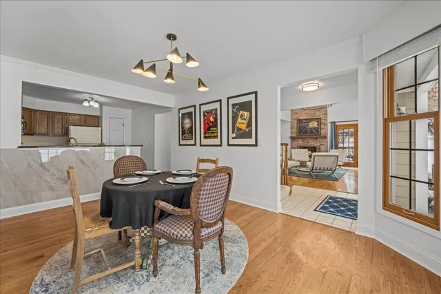 $434,900 | 231 Sedgewick Circle, St. Charles, IL 60174