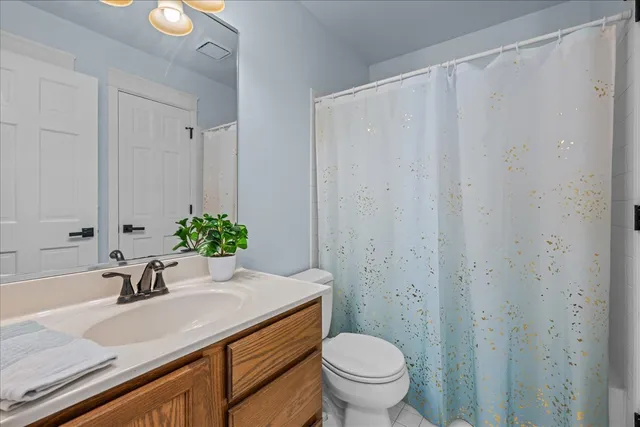 $434,900 | 231 Sedgewick Circle, St. Charles, IL 60174