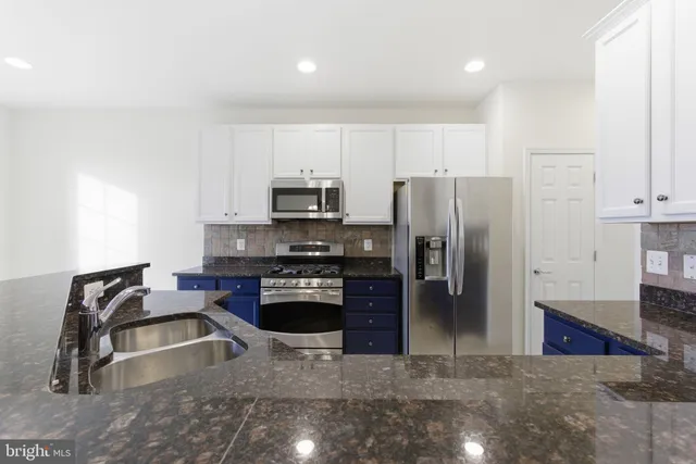 $820,000 | 42904 Bittner Square, Ashburn, VA 20148