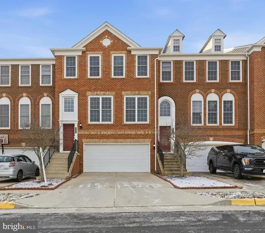 $820,000 | 42904 Bittner Square, Ashburn, VA 20148