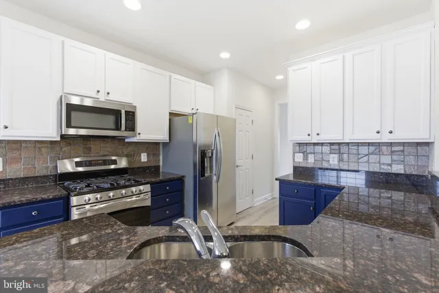 $820,000 | 42904 Bittner Square, Ashburn, VA 20148