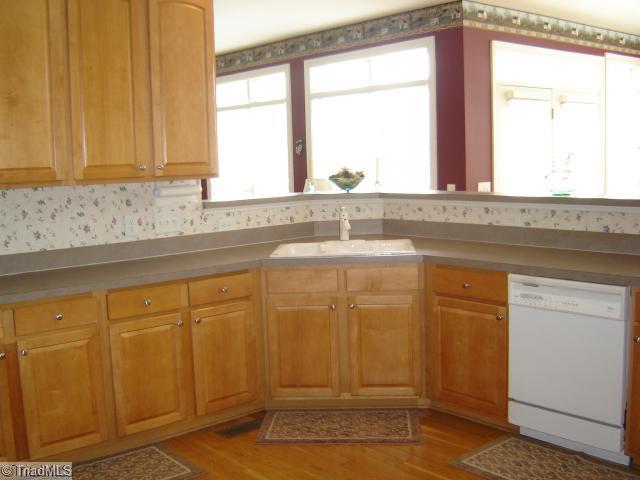 8306 Chartwell Drive Oak Ridge, NC 27310 - Photo 8 of 16 Kitchen.