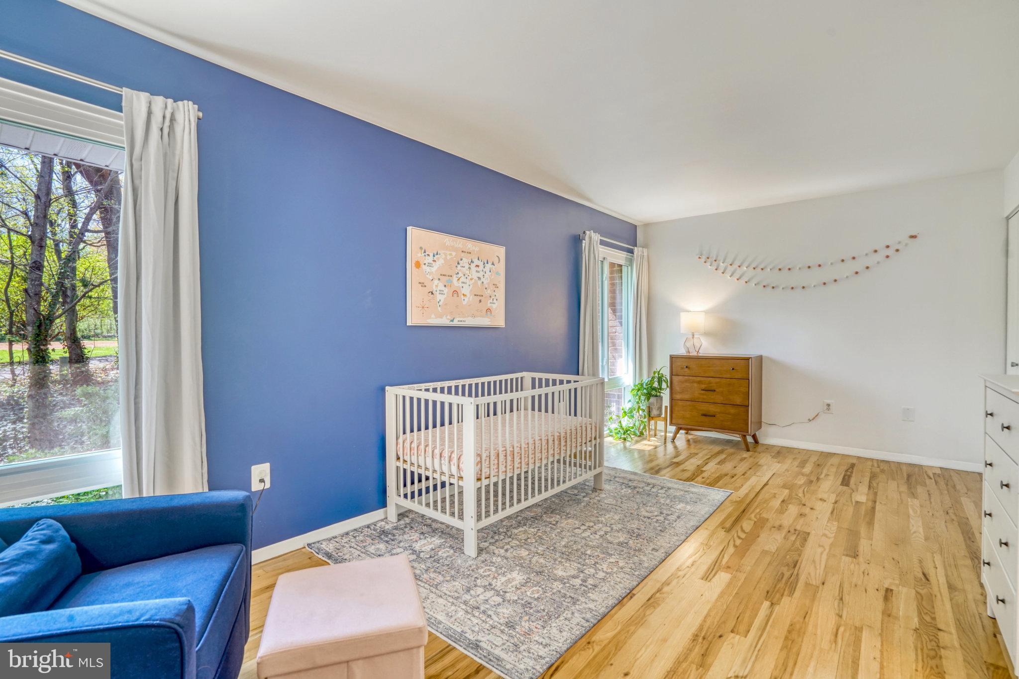 1713 Wainwright Drive Reston, VA 20190 - Photo 21 of 67 Large 2nd suite