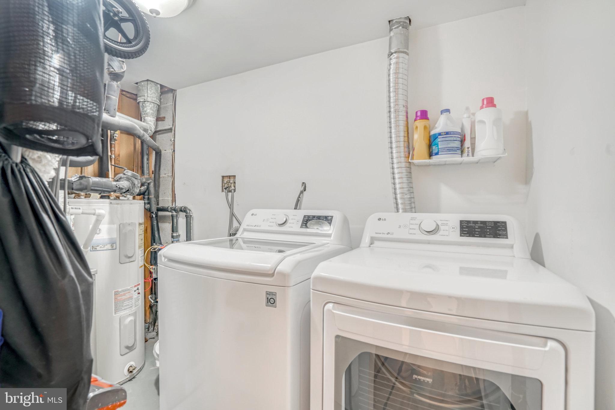 1713 Wainwright Drive Reston, VA 20190 - Photo 25 of 67 Main level laundry room