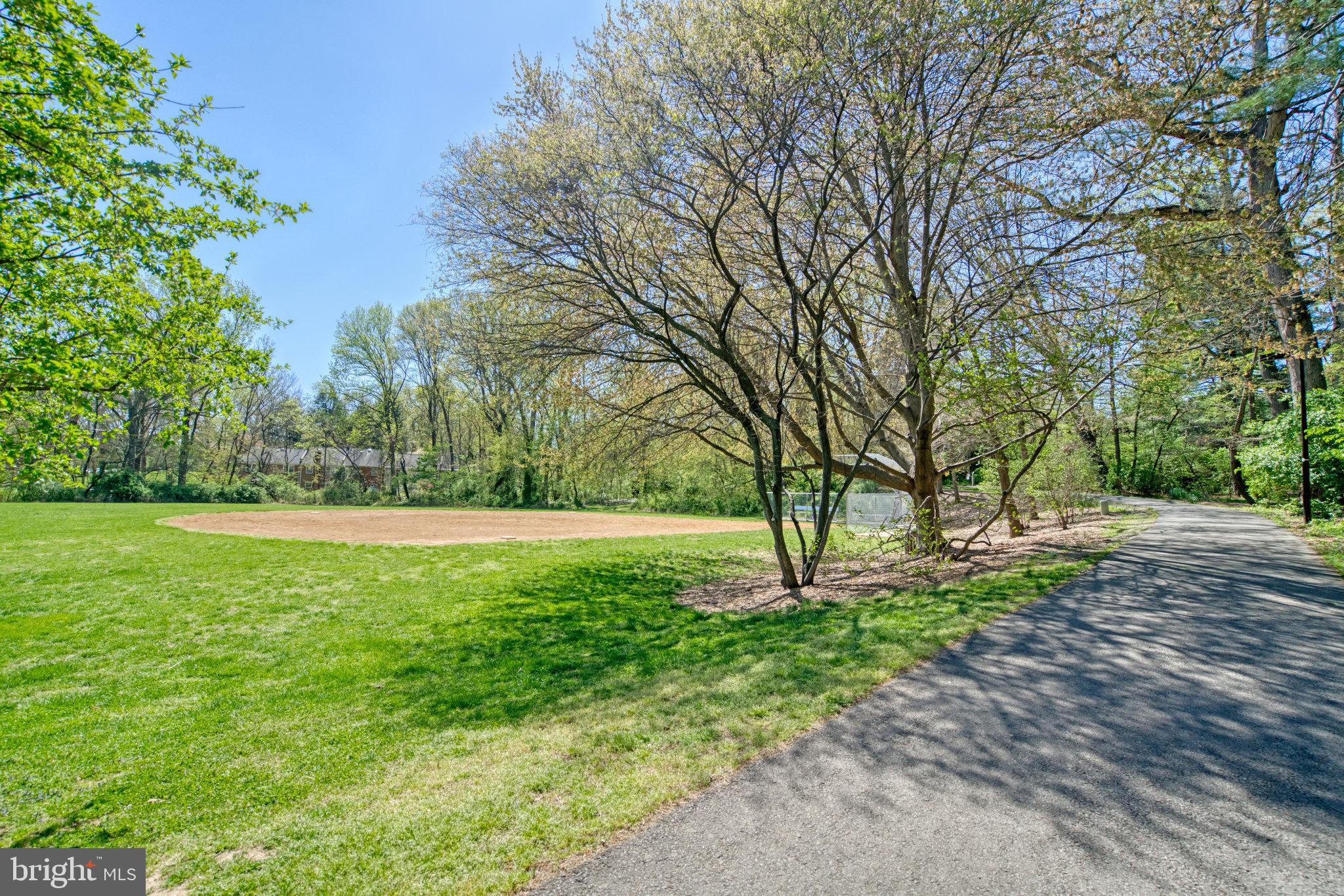 1713 Wainwright Drive Reston, VA 20190 - Photo 31 of 67