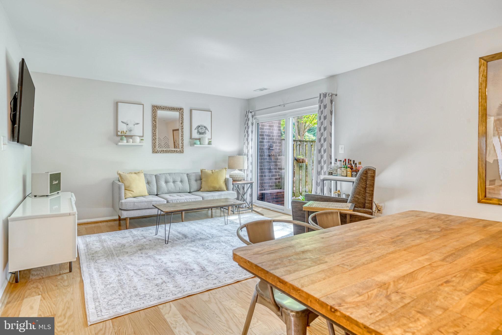 1713 Wainwright Drive Reston, VA 20190 - Photo 7 of 67