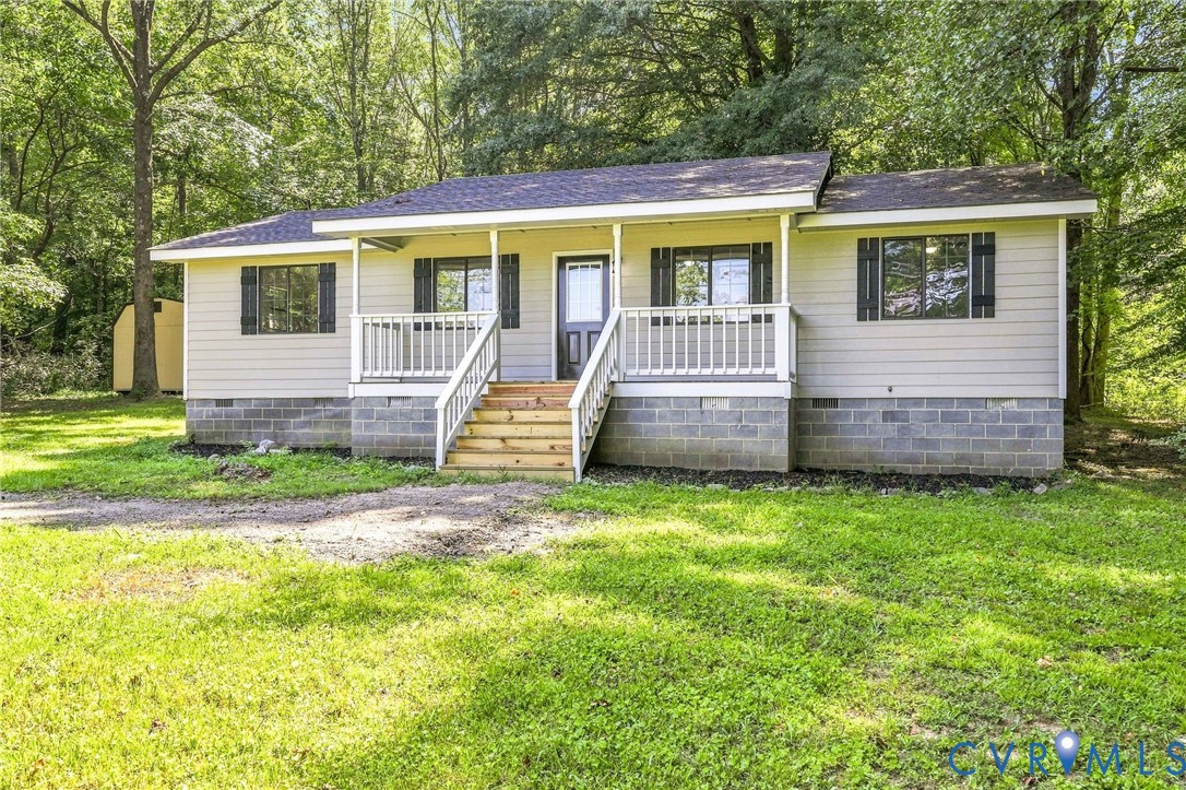 85 Columbia Road Cartersville, VA 23027 - Photo 6 of 26 Single-story residence featuring light-colored sid