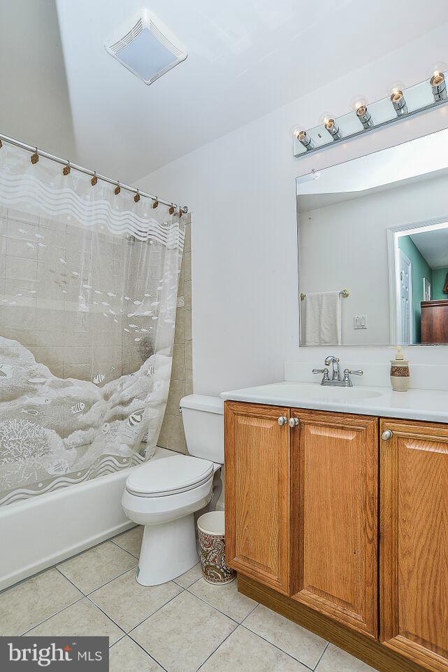 7154 Sontag Way Springfield, VA 22153 - Photo 12 of 21 Bath (Master)