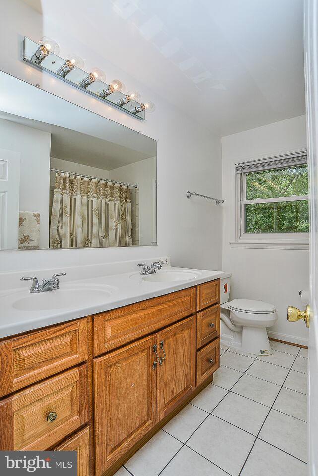 7154 Sontag Way Springfield, VA 22153 - Photo 16 of 21 Bath