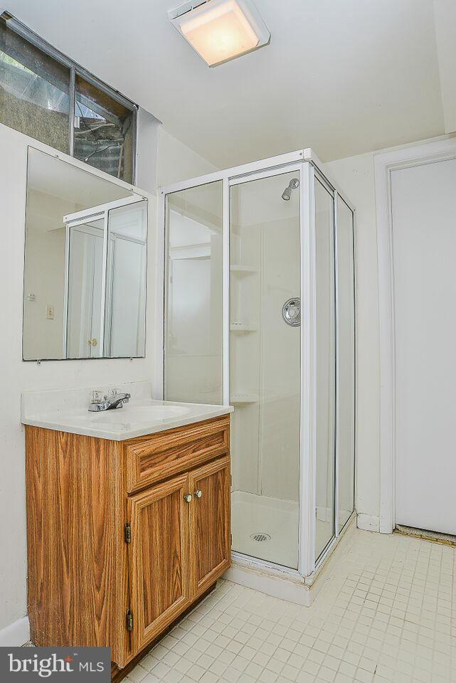 7154 Sontag Way Springfield, VA 22153 - Photo 19 of 21 Bath