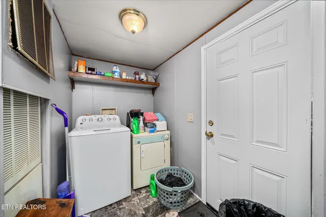 $199,900 | 409 West Loop Road, Sparta, TN 38583