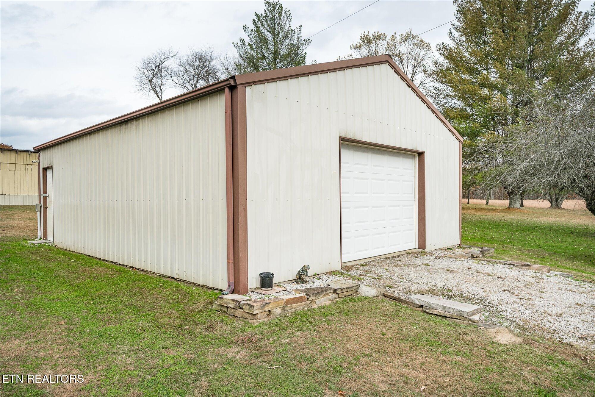 409 West Loop Road Sparta, TN 38583 - Photo 21 of 38 25x25 Detached Garage