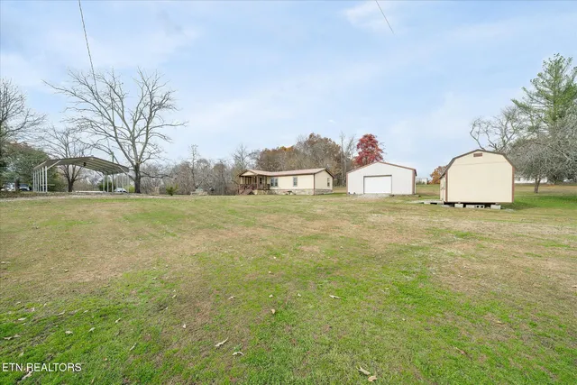 $199,900 | 409 West Loop Road, Sparta, TN 38583