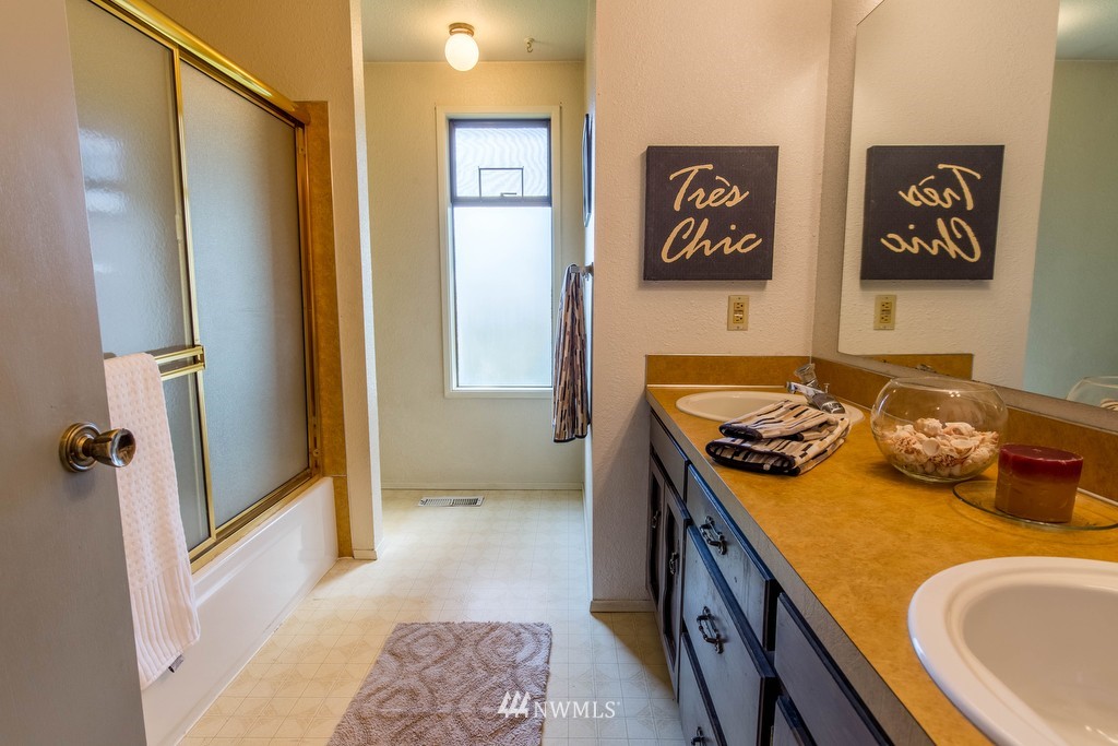 19310 4th Drive Southeast Bothell, WA 98012 - Photo 20 of 23 Gallery Image 20
