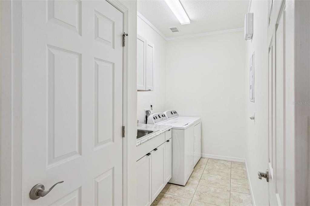 14038 Jomatt Loop Winter Garden, FL 34787 - Photo 16 of 32 Gallery Image 16