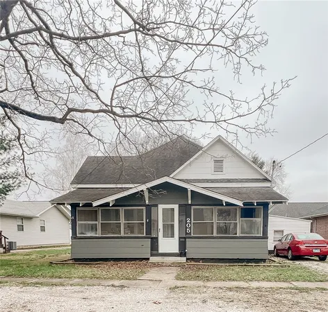 $81,500 | 205 South Jackson Street, Palestine, IL 62451