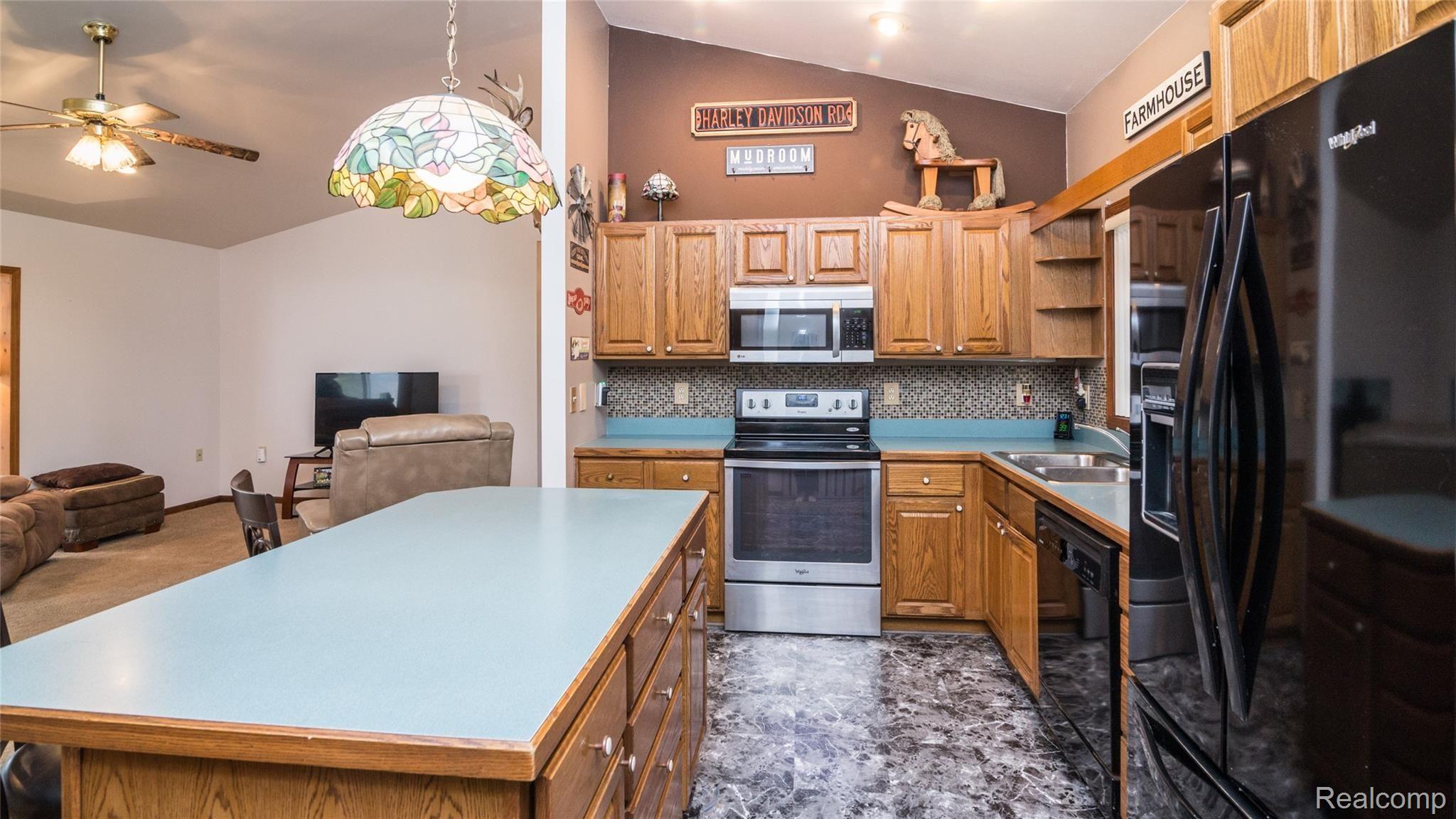 13437 East Austin Road Manchester, MI 48158 - Photo 26 of 41 00__34 - Copy.jpg