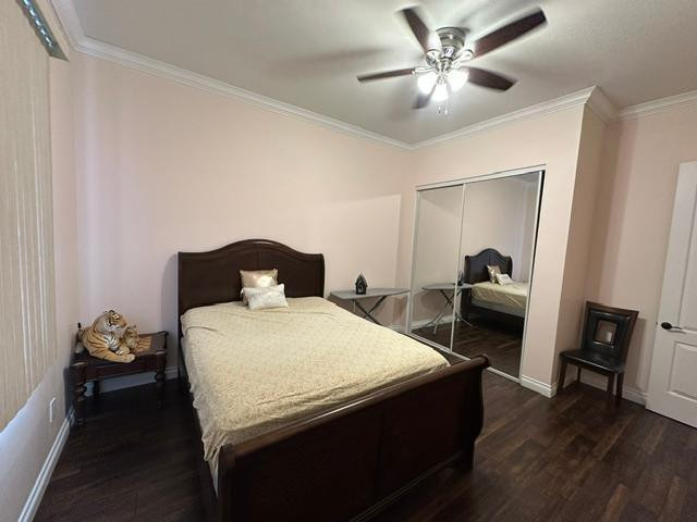 6830 North 14th Street Phoenix, AZ 85014 - Photo 22 of 28 a bedroom with a bed and a table in it