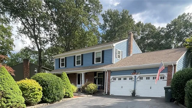 $639,900 | 8 Winterberry Drive, Coventry, RI 02816