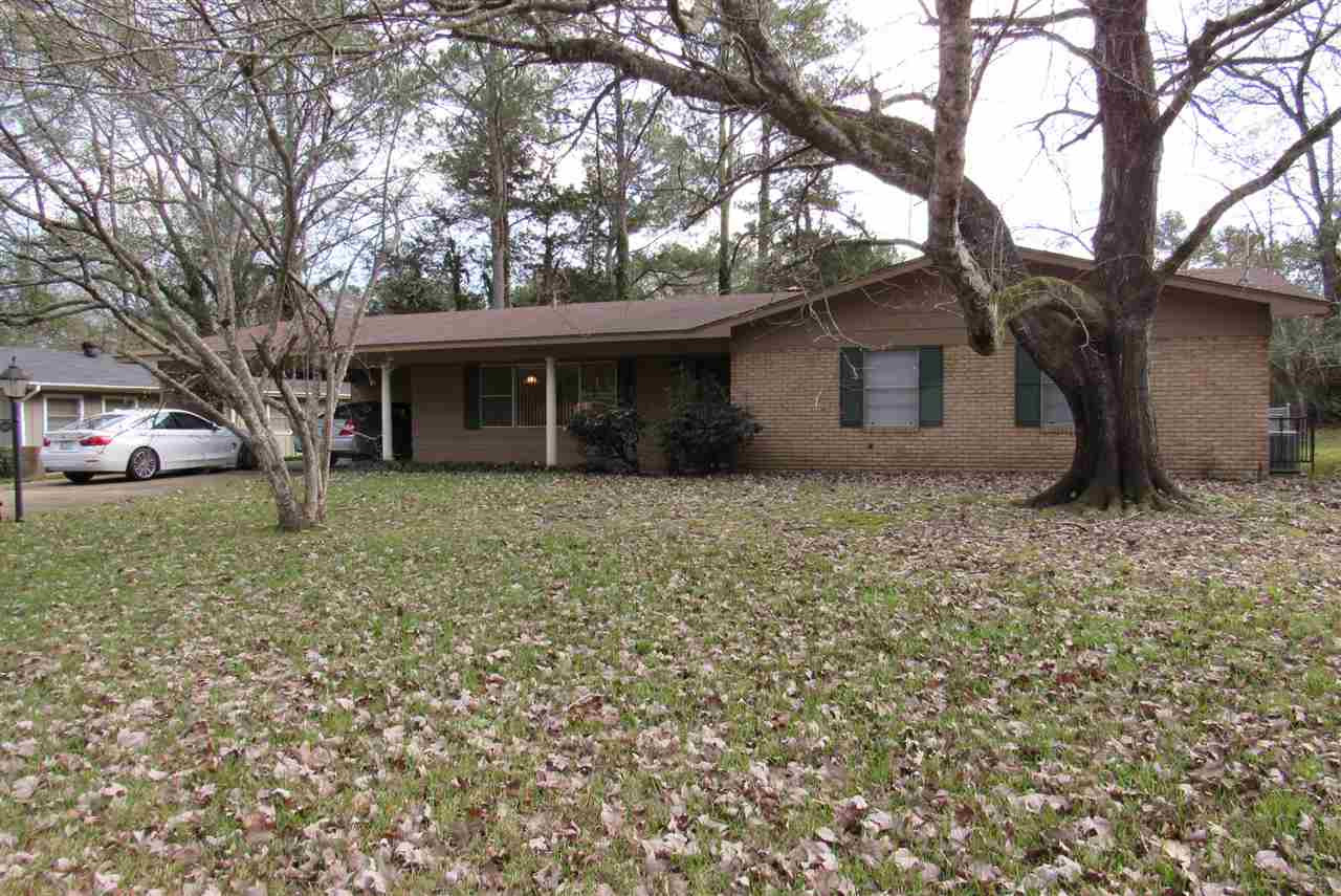 1401 Springdale Drive Jackson, MS 39211 - Photo 1 of 15 Photo 1