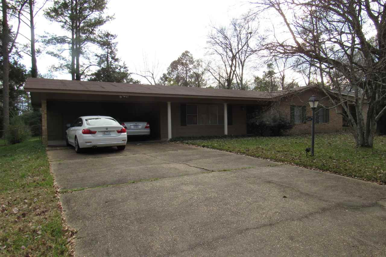 1401 Springdale Drive Jackson, MS 39211 - Photo 2 of 15 Photo 2