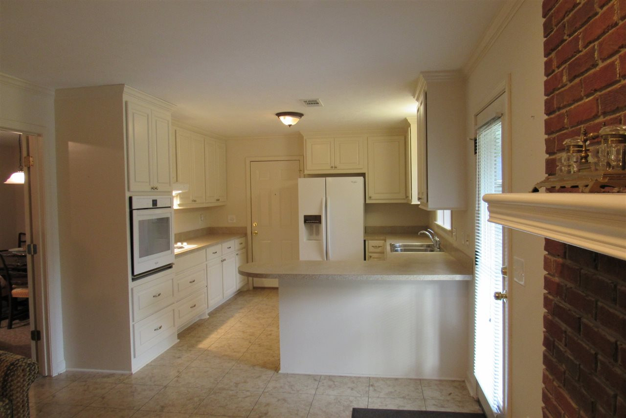 1401 Springdale Drive Jackson, MS 39211 - Photo 4 of 15 Photo 4