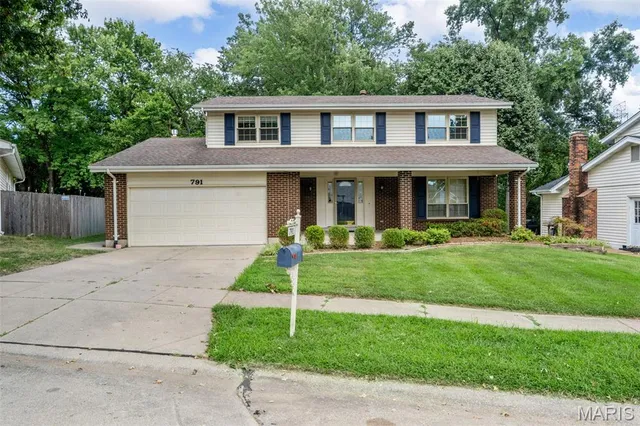 $2,900 | 791 Foxwick Drive, Ballwin, MO 63011