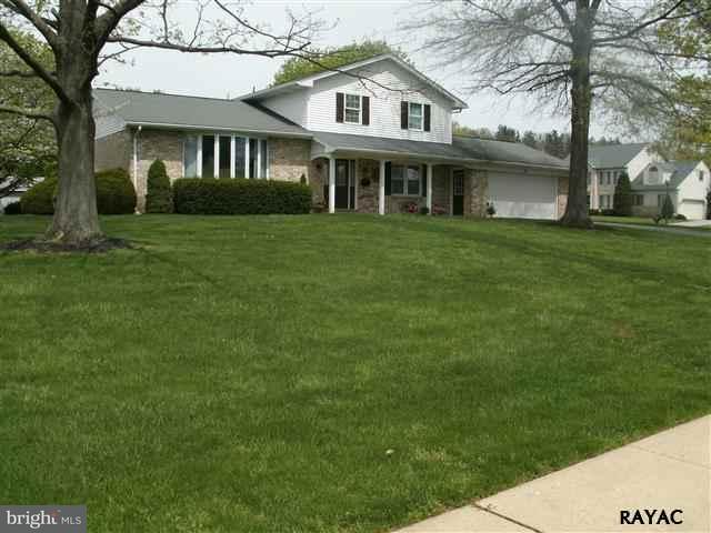 424 Spring Forge Drive Spring Grove, PA 17362 - Photo 1 of 25
