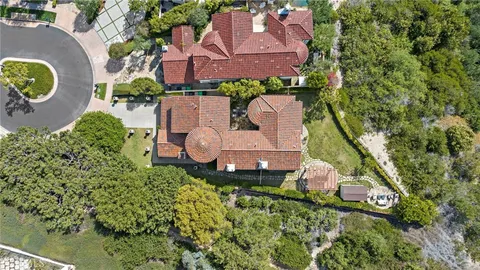 $8,950,000 | 28 Sandy Cove, Newport Coast, CA 92657