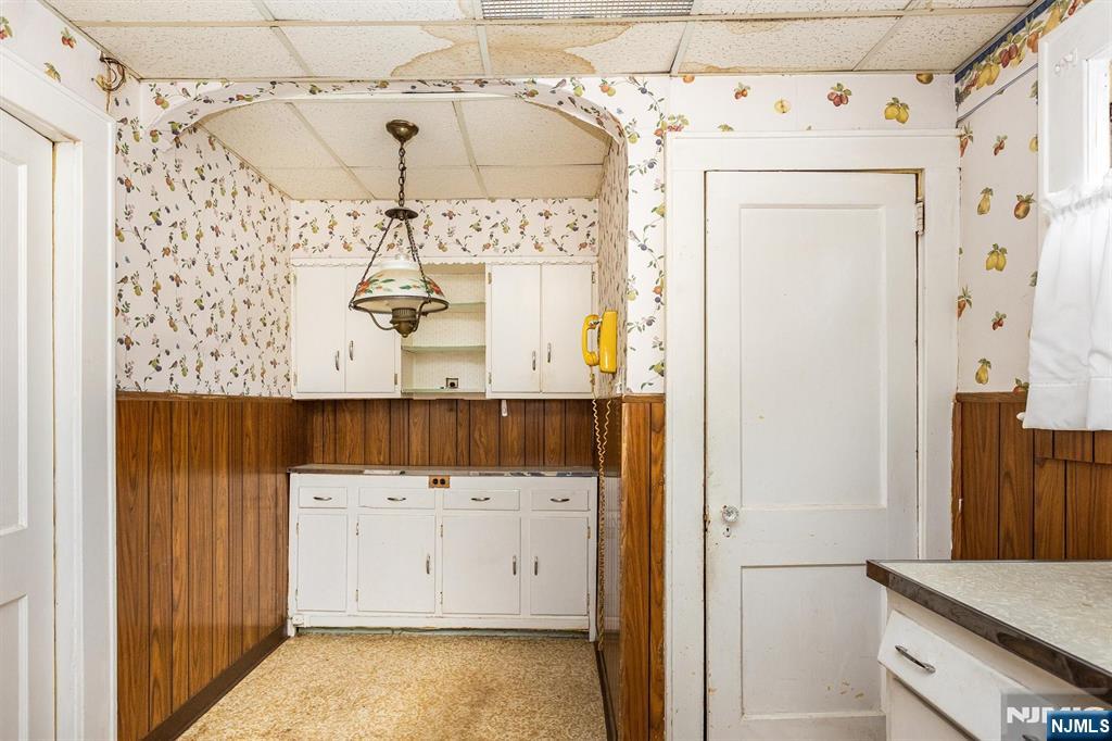 105 Midland Avenue Glen Ridge, NJ 07028 - Photo 11 of 24