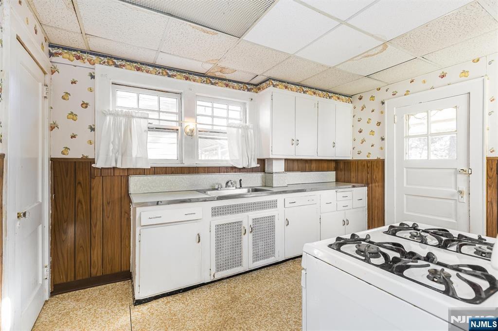 105 Midland Avenue Glen Ridge, NJ 07028 - Photo 13 of 24