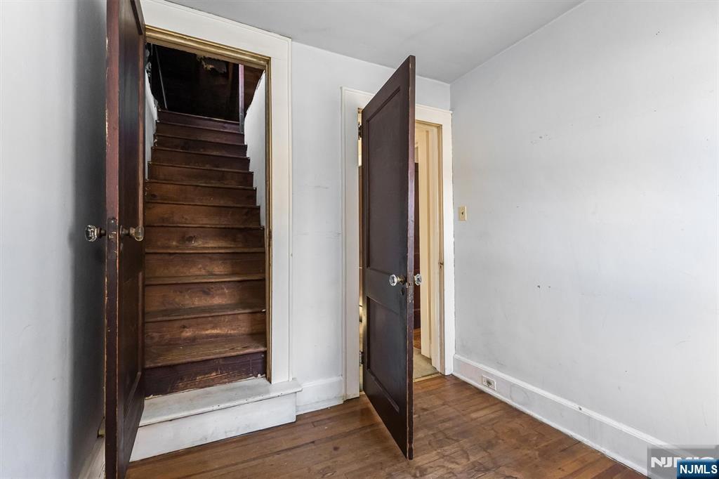 105 Midland Avenue Glen Ridge, NJ 07028 - Photo 20 of 24