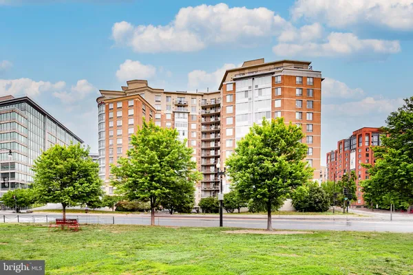 $415,000 | 555 Massachusetts Avenue Northwest, Unit 506, Washington, DC 20001