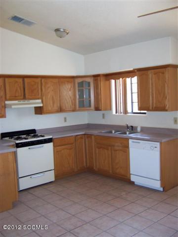 77 Sabio Court Rio Rico, AZ 85648 - Photo 5 of 16