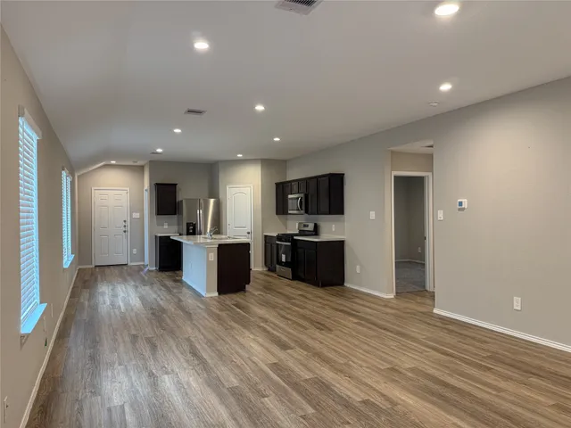 $1,900 | 12314 Morning Vista Drive, Houston, TX 77014